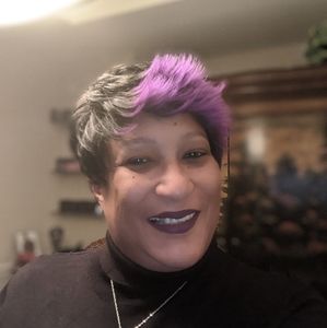 Meet your Posher, Ramona